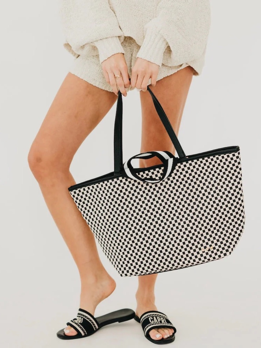 Pretty Simple Woven Tiffany Organizer Tote Bag Vegan Leather Checkered Black - Picture 5 of 9